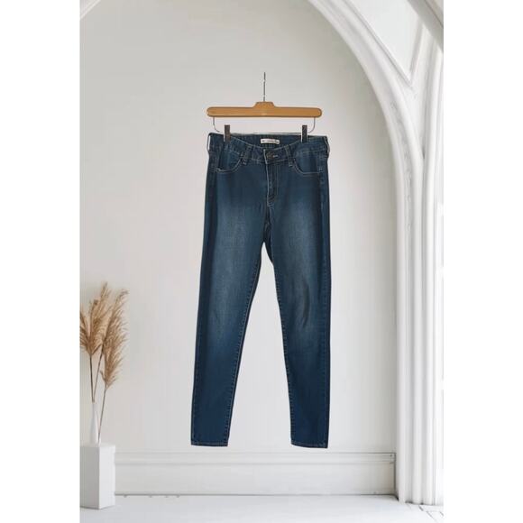 SO Ultimate Low Rise Jeggings Jeans  Junior Women's Blue 9 /29w - Picture 1 of 7